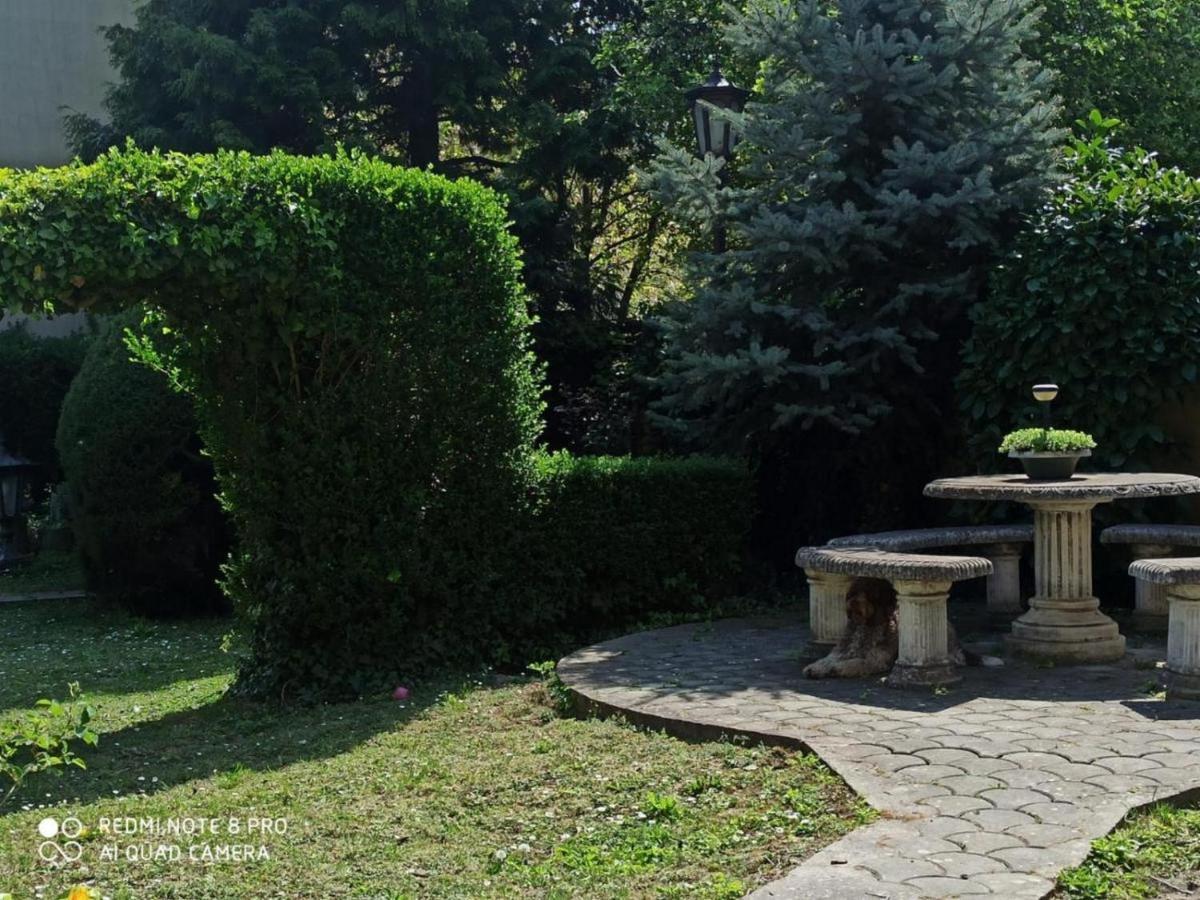 Apartamento Cocic Garden Osijek Exterior foto